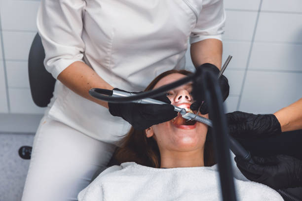 Best Emergency Tooth Extraction in Tillson, NY